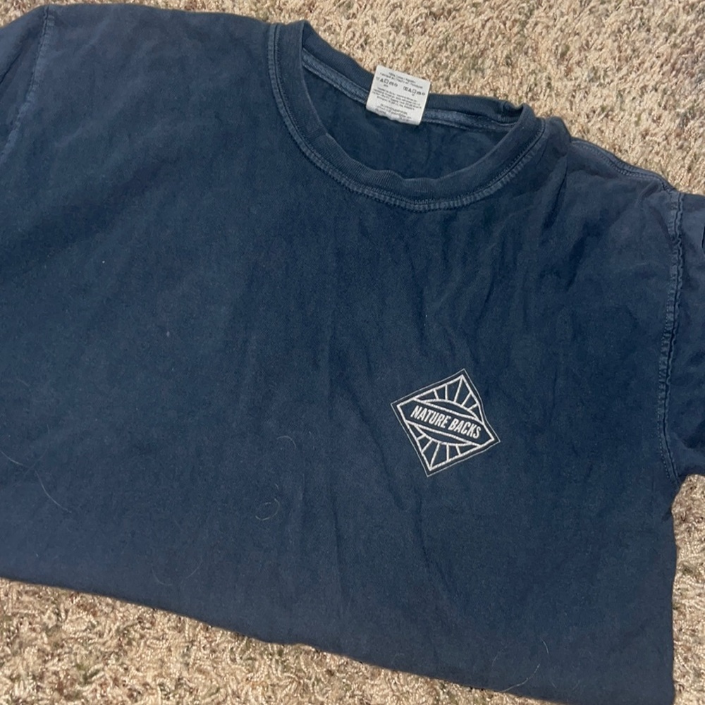 Nature backs shirt